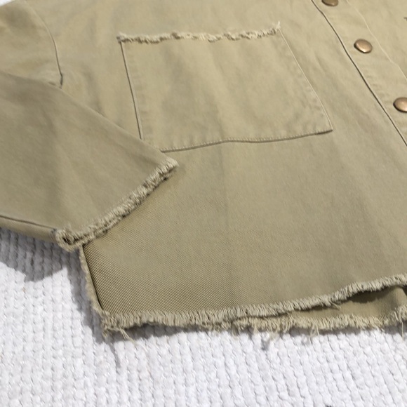 Korirl Embroidered Jacket - Picture 4 of 9